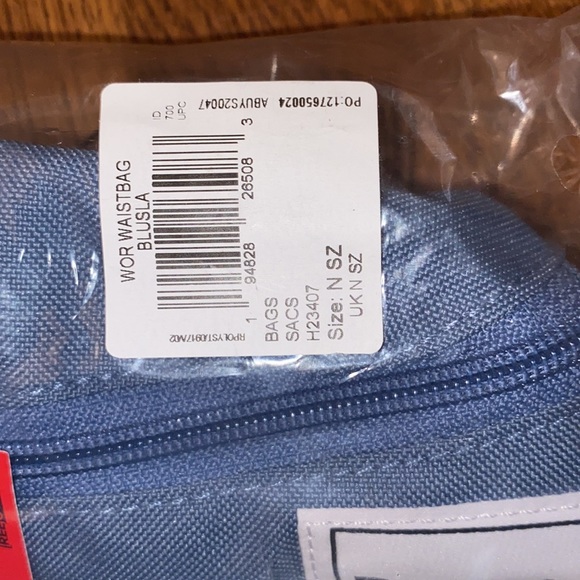 Fanny Pack - Reebok 💎 - Picture 3 of 3